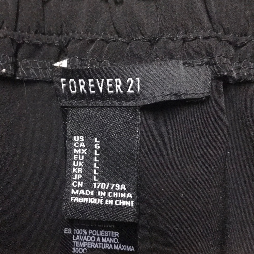 Shorts - Picture 2 of 2
